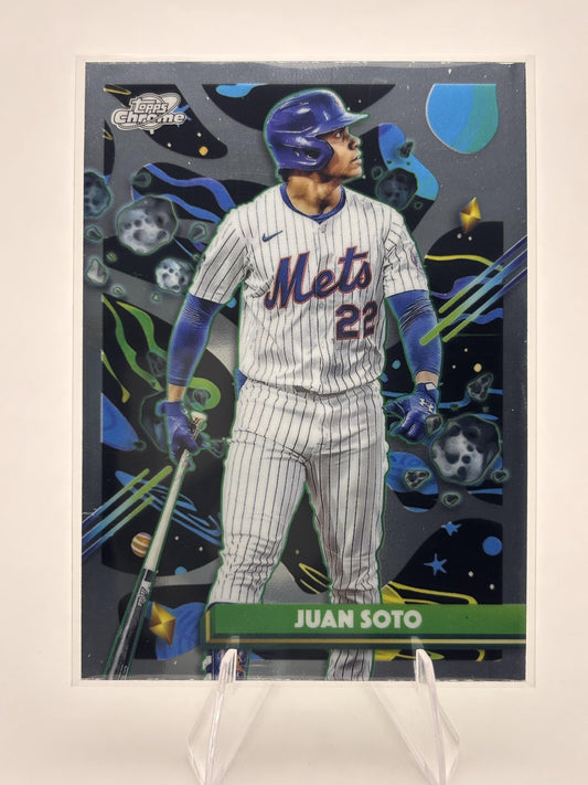 2025 Topps Chrome Cosmic #143 Juan Soto