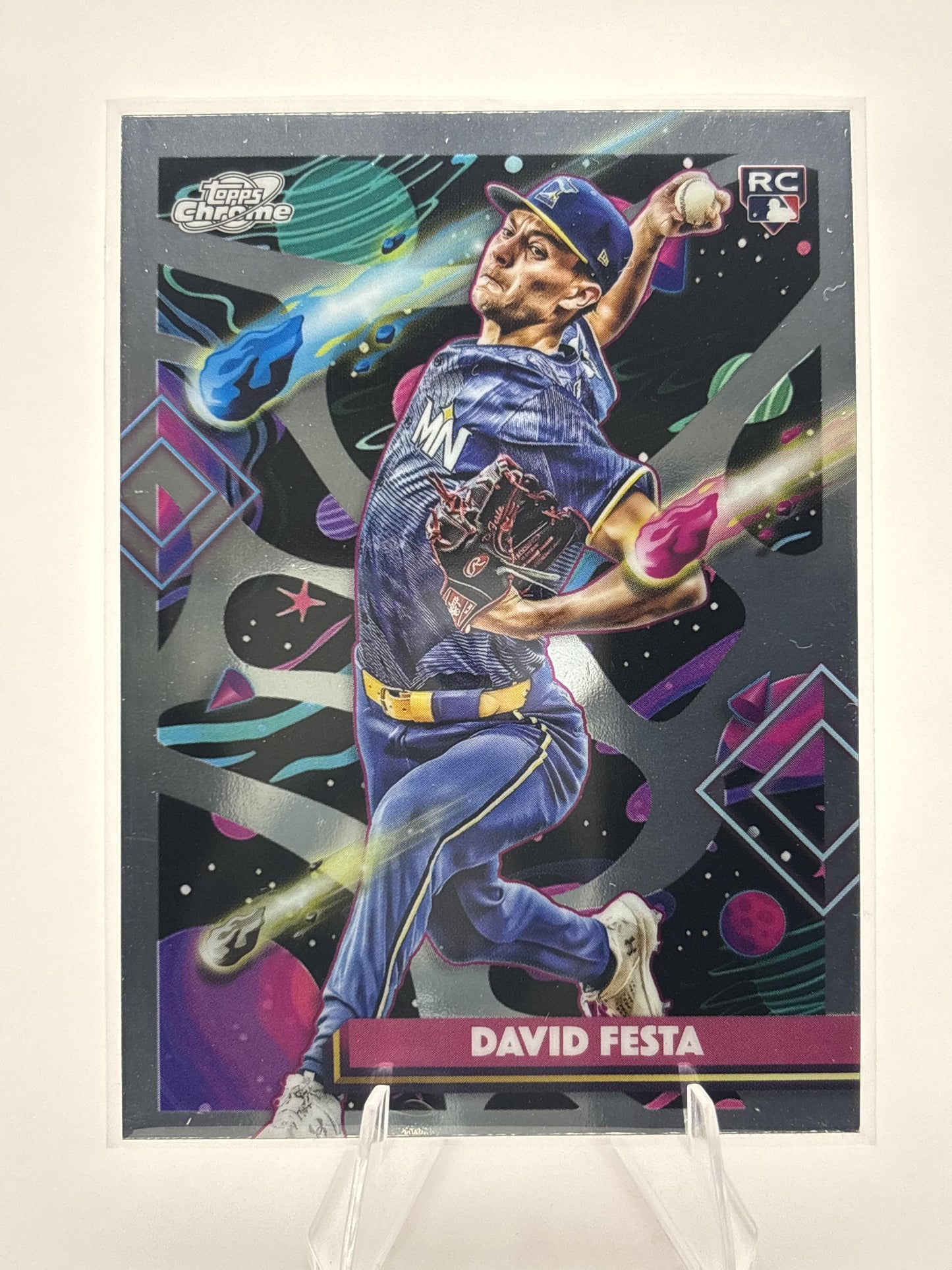 2025 Topps Chrome Cosmic #150 David Festa