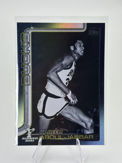 2025-26 Topps #259 Kareem Abdul-Jabbar Blackout