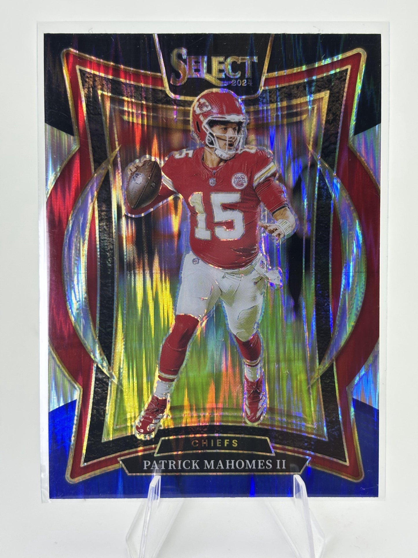 2024 Panini Select #33 Patrick Mahomes II Red & Blue Prizm Shock