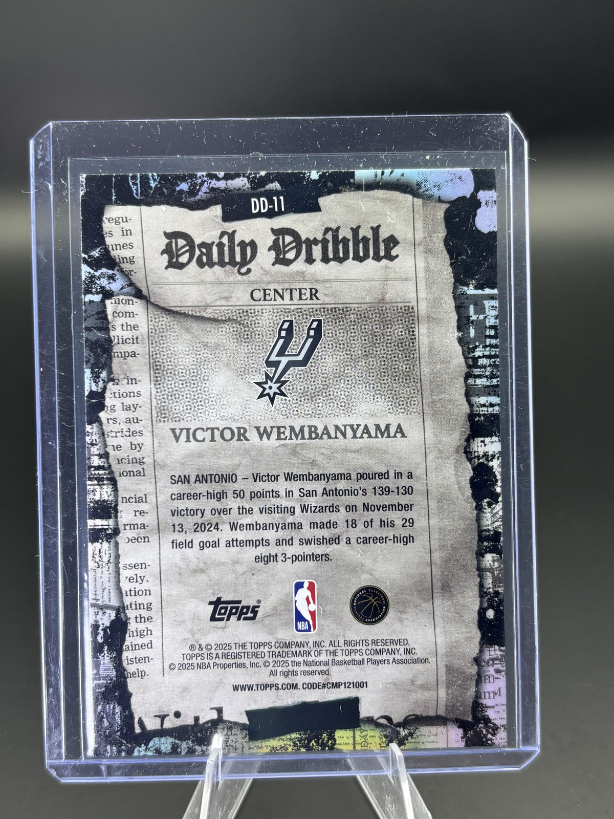 2025-26 Topps #DD-11 Victor Wembanyama The Daily Dribble